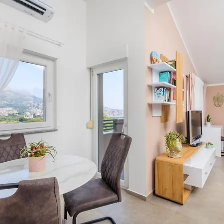 Pinija Apartment Split Exterior photo